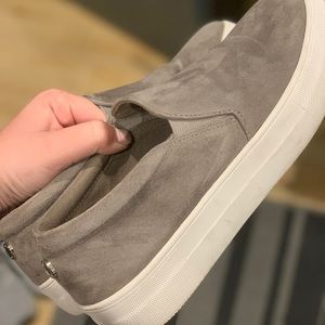 Steve Madden slip ons
